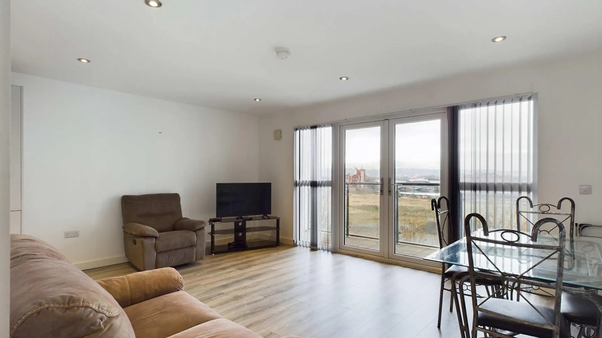 Free Parking Spacious 1 Bedroom Apartment 벨파스트